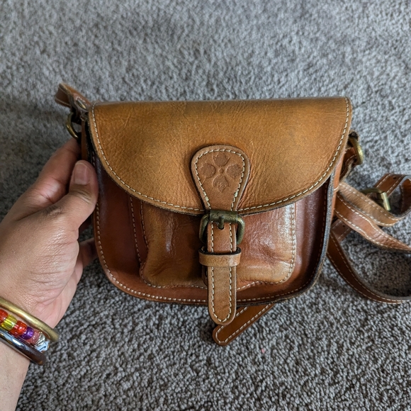 Patricia Nash Barcelona Saddle Bag - Picture 7 of 10